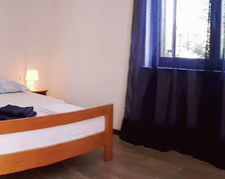 Karinovo Apartment *